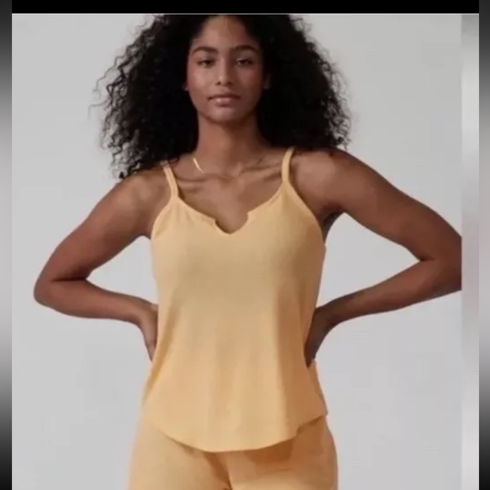 NWOT Athleta wind down sleep cami Light Weight waffle Knit Top Yellow Size Med